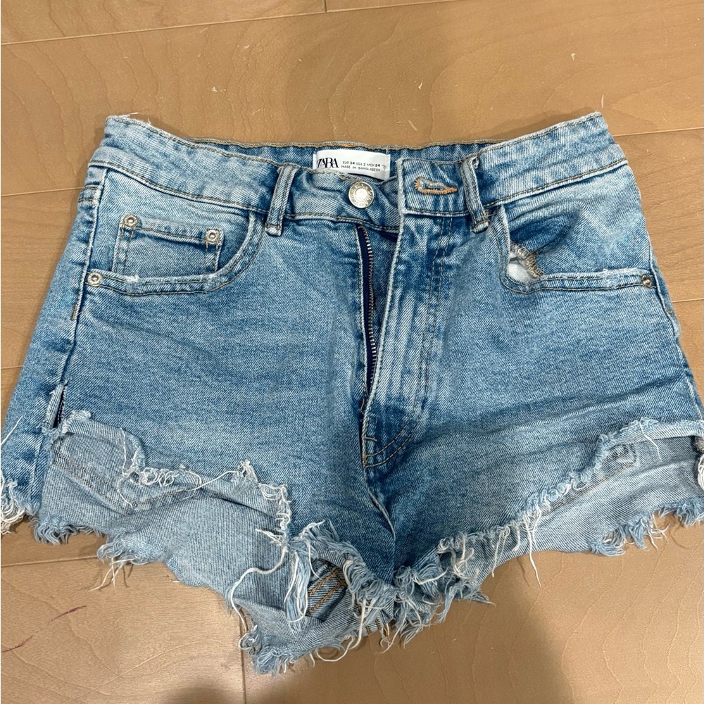 Zara Light Blue Frayed Hem Jean Short Shorts
